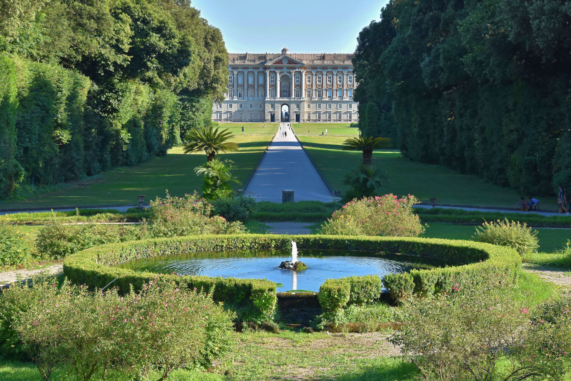 Reggia Di Caserta Ischia Taxi Service